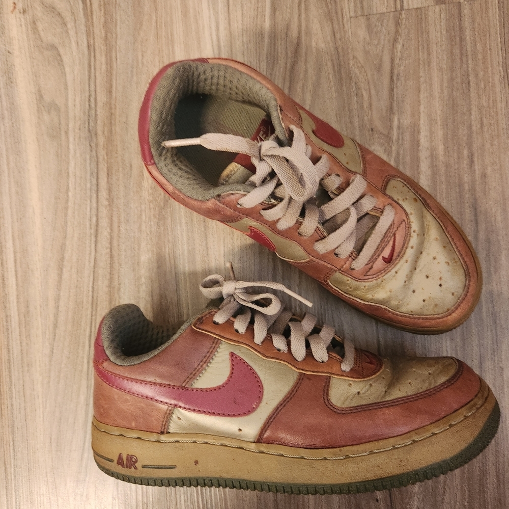 Nike air force 1 2006 size 7.5